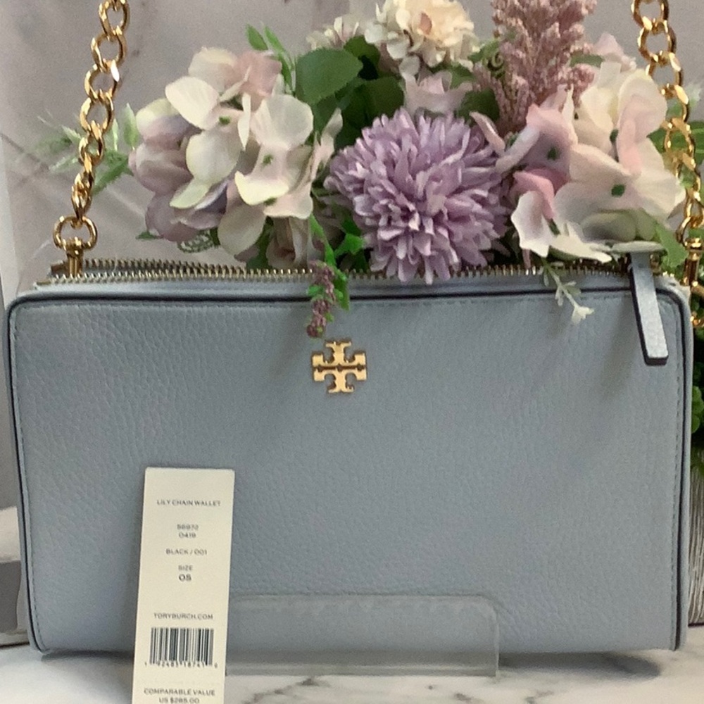 New Tory Burch Chain Wallet in Baby Blue